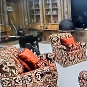 2 EPSTEIN Deluxe Deep Red Luxury Designer Throw Pillows 15'x15' W/Zippers - MINT